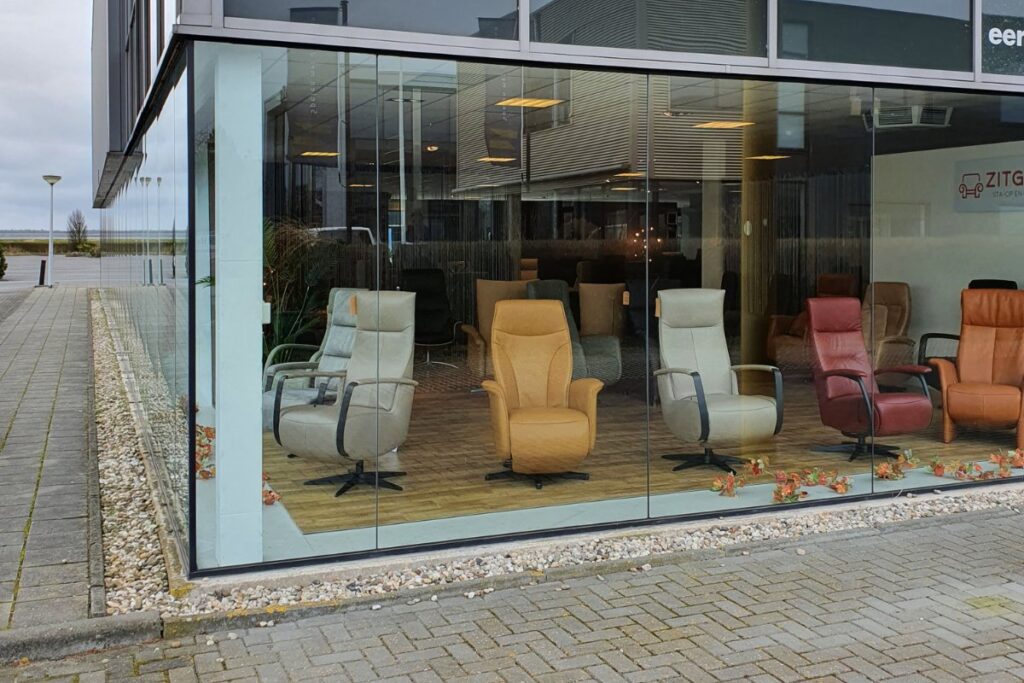 Showroom sta op Fauteuils en relax Joure
