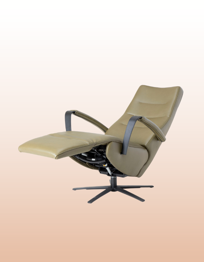 TW143N (87) schuin voor relax (2)